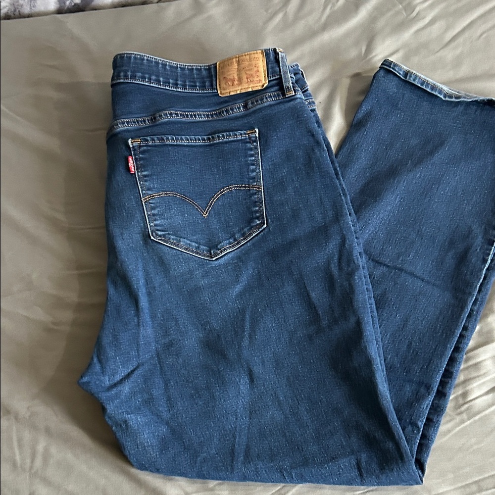 Women’s Levi's Classic 314 Shaping Straight Indigo Jeans